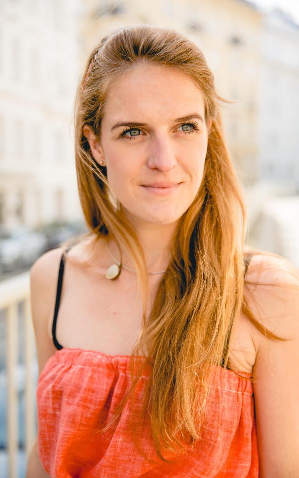 Profilbild von Claudia Carus