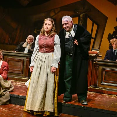 Pressefoto "Der zerbrochne Krug" 1