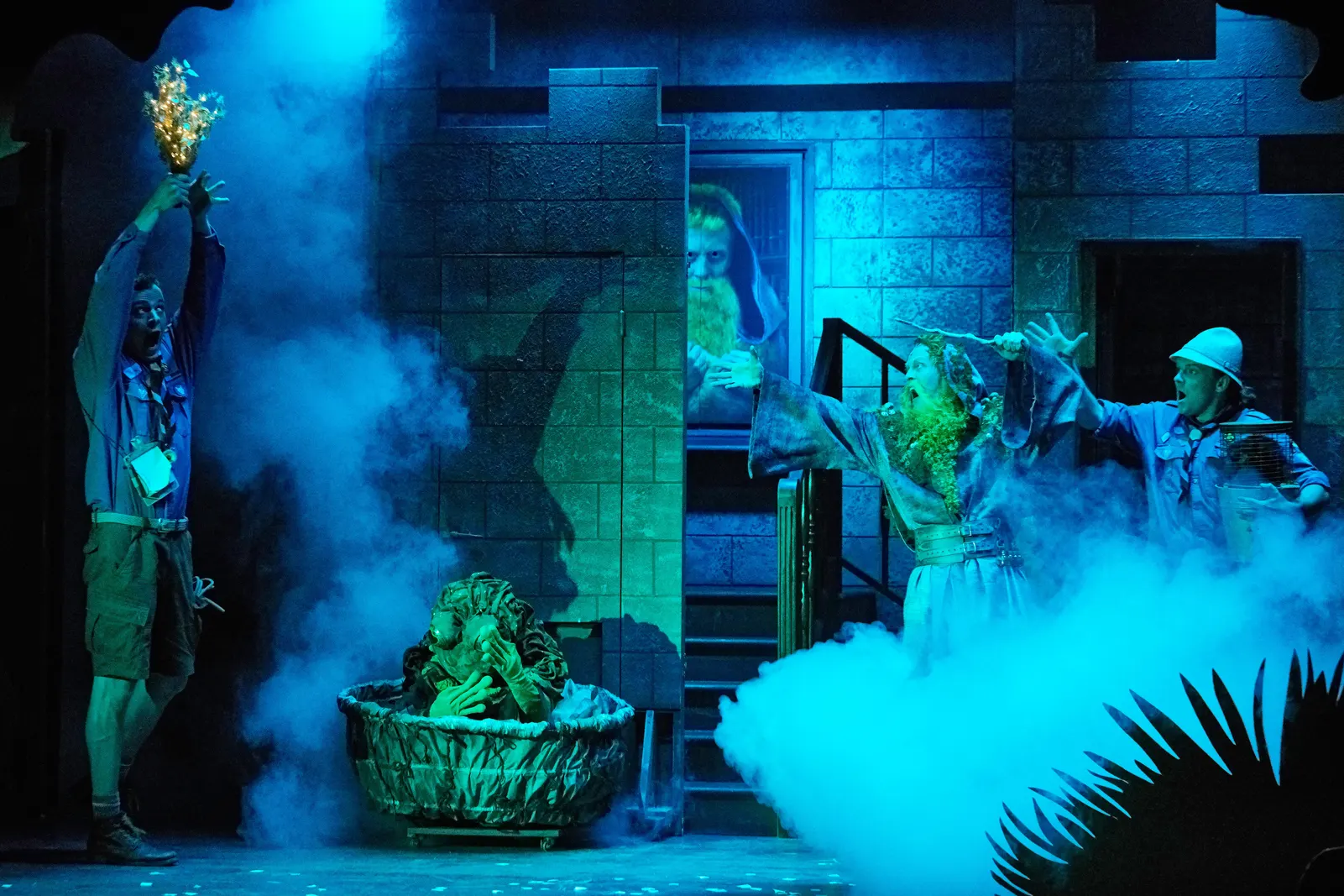 DER RÄUBER HOTZENPLOTZ von Otfried Preußler Spielzeit 2018/2019 / Premiere: 29.11.2018 Daniel Kozian, Diana Gantner, Marius Hubel, Andreas Laufer Foto: Martin Sigmund
