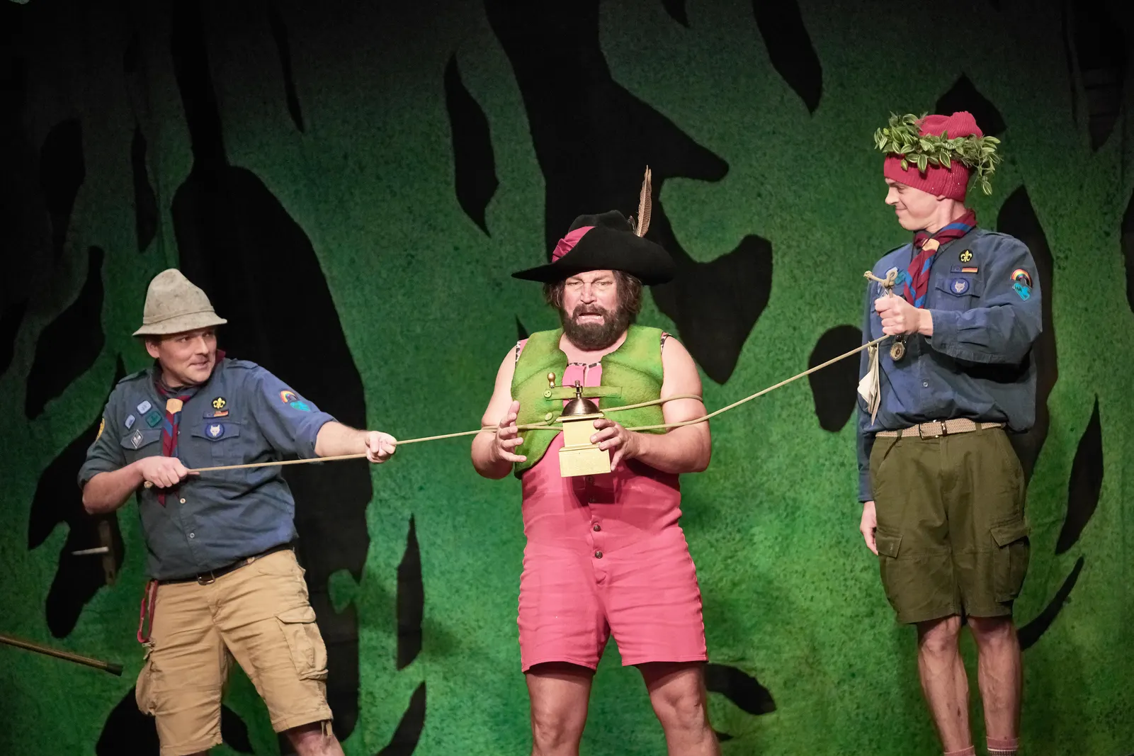 DER RÄUBER HOTZENPLOTZ von Otfried Preußler Spielzeit 2018/2019 / Premiere: 29.11.2018 Andreas Laufer, Andreas Klaue, Daniel Kozian Foto: Martin Sigmund