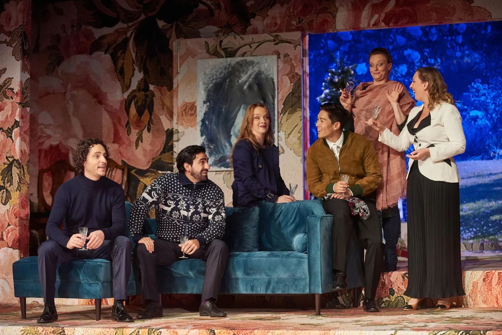 MONSIEUR CLAUDE UND SEINE TÖCHTER nach dem gleichnamigen Film von Philippe de Chauveron und Guy Laurent Für die Bühne adaptiert von Stefan Zimmermann Spielzeit 2018/2019 / Premiere…