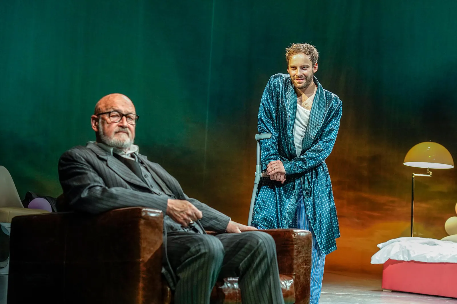 DIE KATZE AUF DEM HEISSEN BLECHDACH Schauspiel von Tennessee Williams Spielzeit 2018/2019 / Premiere: 07.06.2019 Patrick Nellessen, Hannes Fischer Foto: Tobias Metz