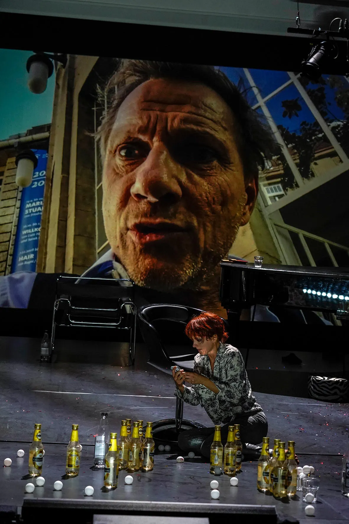 WILLKOMMEN Eine Komödie von Lutz Hübner und Sarah Nemitz Spielzeit 2018/2019 / Premiere: 26.10.2018 Richy Müller, Eva Geiler Foto: Tobias Metz