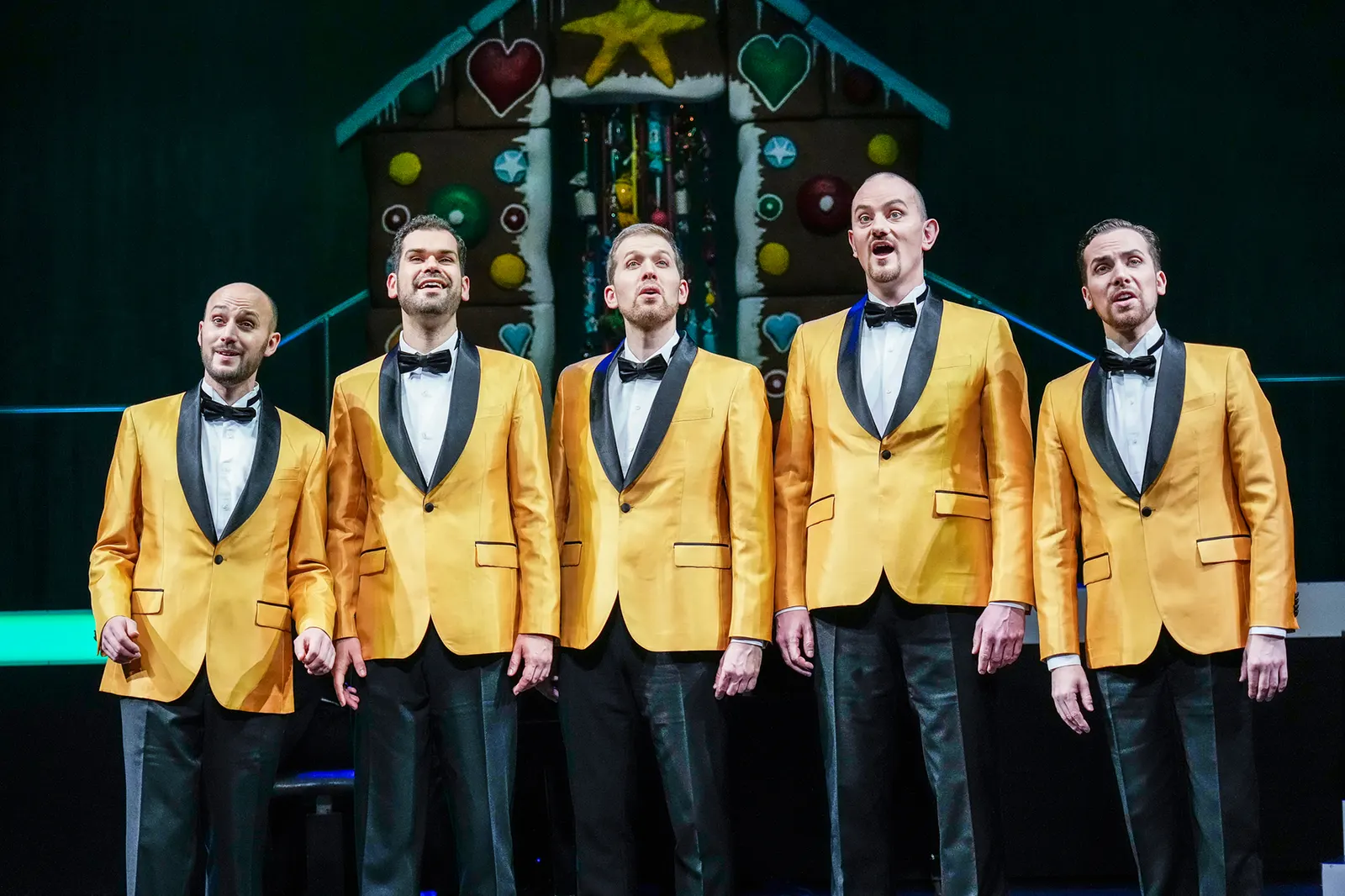 HALLELUJA! Ein inszeniertes Konzert mit den Stuttgarter Comedian Harmonists Spielzeit 2021/2022 / Premiere: 10.12.2021 Tobias Rusnak, Loïc Damien Schlentz, Michael Rapke, Tobias Ha…