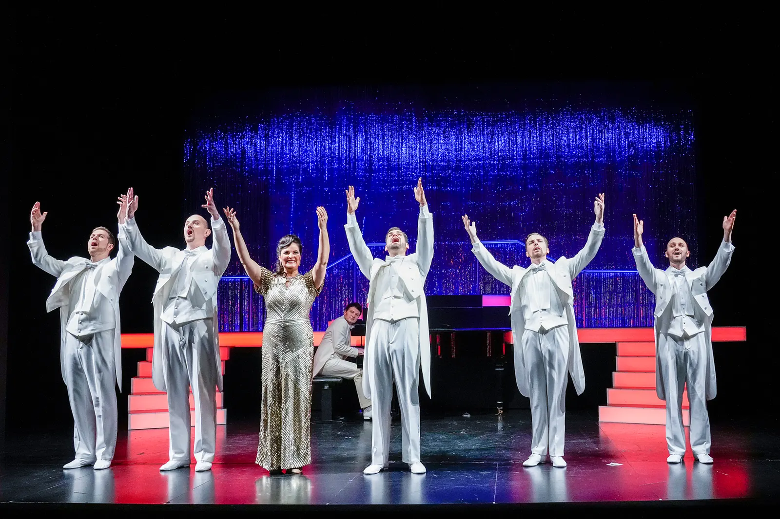 HALLELUJA! Ein inszeniertes Konzert mit den Stuttgarter Comedian Harmonists Spielzeit 2021/2022 / Premiere: 10.12.2021 Loïc Damien Schlentz, Tobias Hagge, Amelie Sturm, Florian Fri…