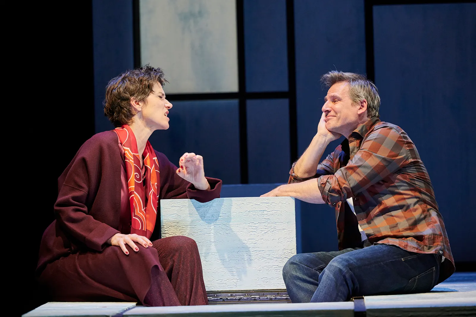NUR DREI WORTE Schauspiel von Joanna Murray-Smith Spielzeit 2021/2022 / Premiere: 04.02.2022 Julia Bremermann, René Steinke Foto: Martin Sigmund