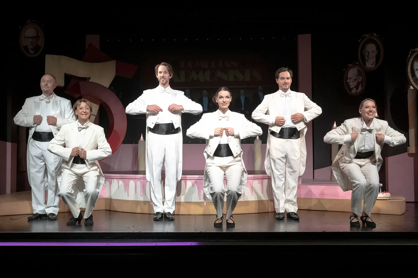 DER 75. GEBURTSTAG Eine Theaterrevue für unsere Komödie im Marquardt von Christine Gann und Jörg Pauly / Uraufführung Spielzeit 2026/2027 / Premiere: 25.9.2026 Reinhold Weiser, Mon…