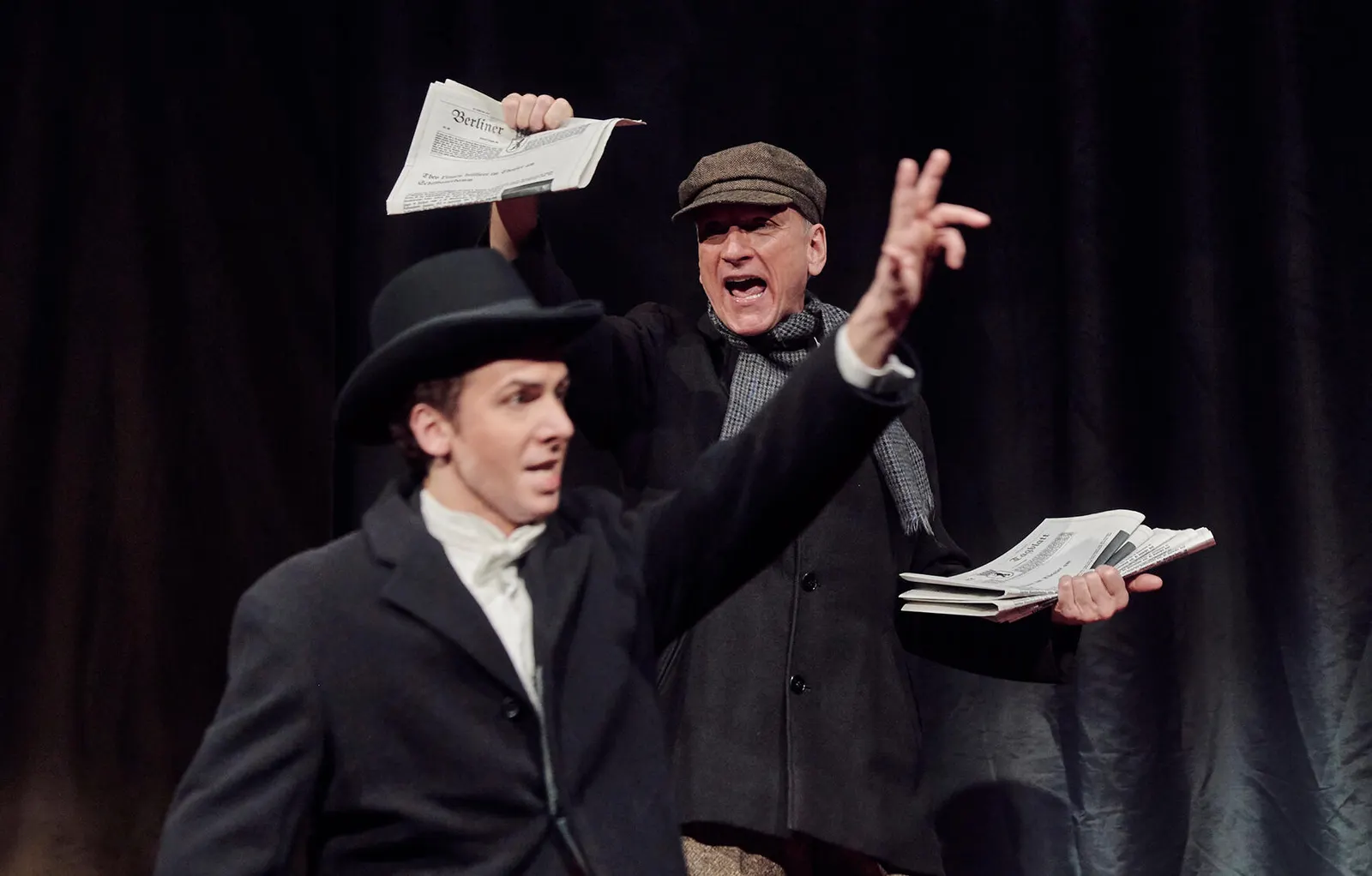 DIE COMEDIAN HARMONISTS Eine biographische Revue Spielzeit 2019/2020 / Premiere: 06.12.2019 Marc Trojan, Uwe-Peter Spinner Foto: Martin Sigmund