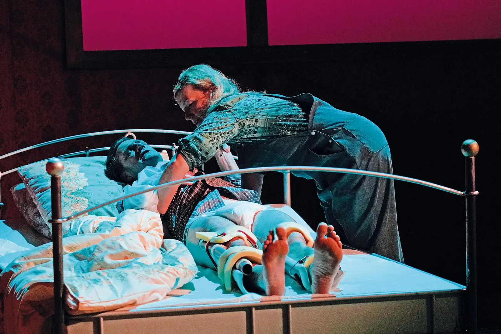 MISERY Krimi nach dem Roman von Stephen King Spielzeit 2019/2020 / Premiere: 24.03.2020 Ralf Stech, Franziska Beyer Foto: Tobias Metz