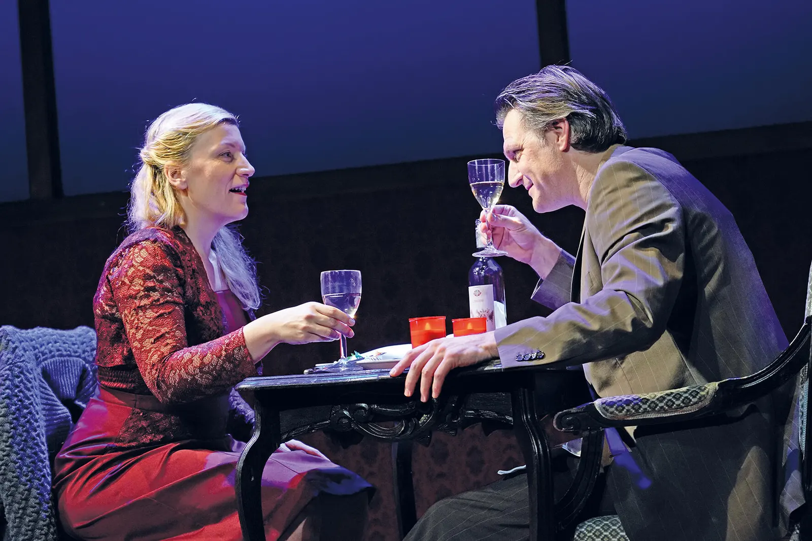 MISERY Krimi nach dem Roman von Stephen King Spielzeit 2019/2020 / Premiere: 24.03.2020 Franziska Beyer, Ralf Stech Foto: Tobias Metz