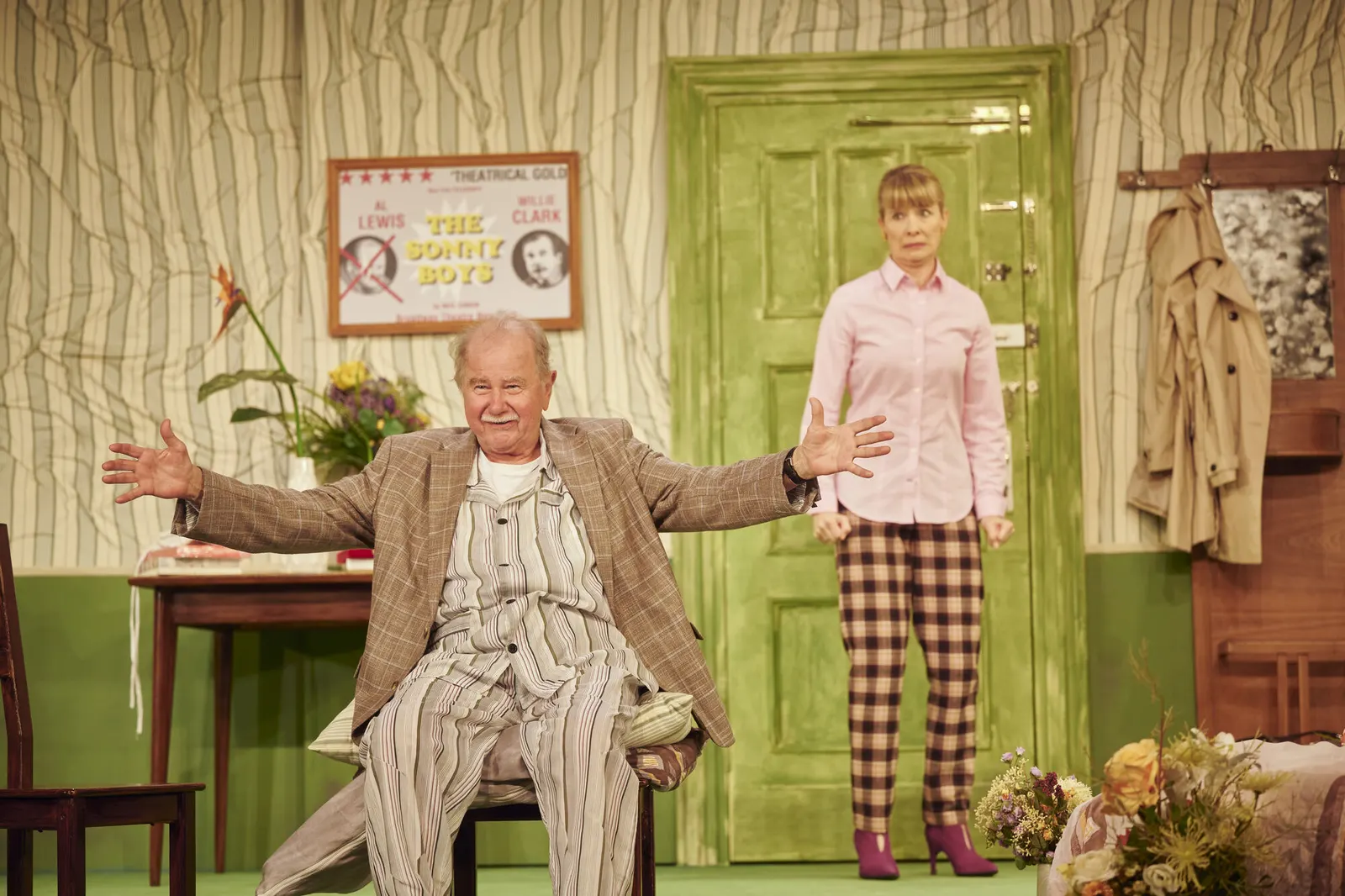 SONNY BOYS Komödie von Neil Simon Spielzeit 2022/2023 / Premiere: 23.9.2022 Julia Jaschke, Ernst Konarek Foto: Martin Sigmund
