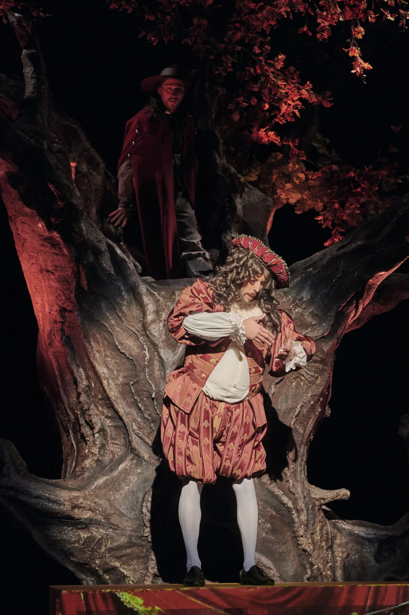 CYRANO DE BERGERAC Romantische Komödie von Edmond Rostand Spielzeit 2022/2023 / Premiere: 16.9.2022 Pablo Sprungala, Gideon Rapp Foto: Martin Sigmund