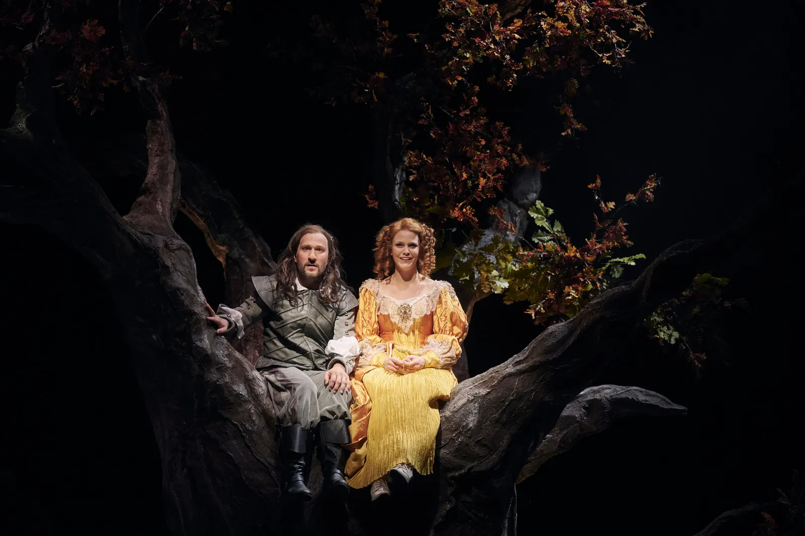 CYRANO DE BERGERAC Romantische Komödie von Edmond Rostand Spielzeit 2022/2023 / Premiere: 16.9.2022 Pablo Sprungala, Kristin Hansen Foto: Martin Sigmund