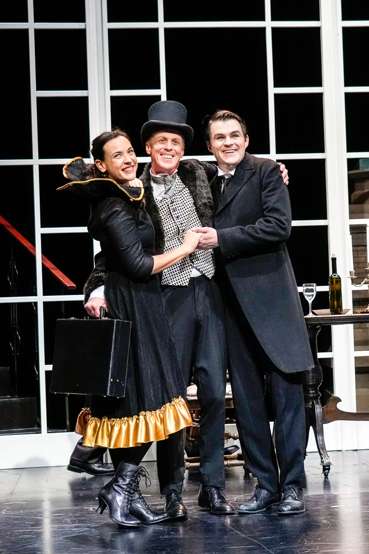 DER VERSCHOLLENE (AMERIKA) Schauspiel nach dem Roman von Franz Kafka Spielzeit 2022/2023 / Premiere: 28.10.2022 Klara Pfeiffer, Marius Hubel, Lion Leuker Foto: Tobias Metz