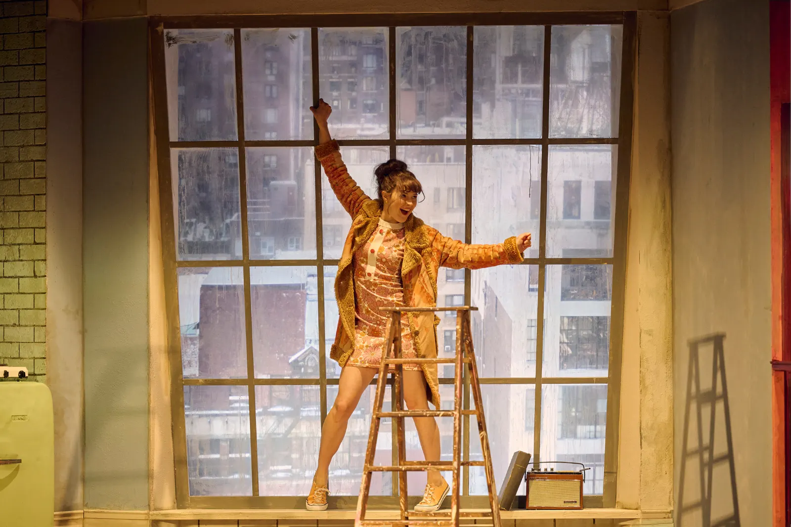 BARFUSS IM PARK Komödie von Neil Simon Spielzeit 2025/2026 / Premiere: 21.11.2025 Hannah Sophie Schad Foto: Martin Sigmund