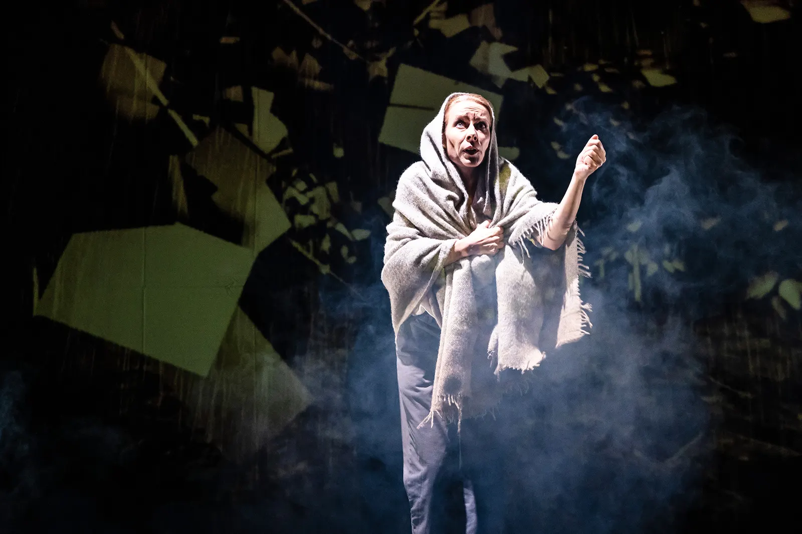 ALICE - SPIEL UM DEIN LEBEN Ein musikalisches Theaterstück von Kim Langner Gastspiel mit Natalie O’Hara Foto: Bo Lahola