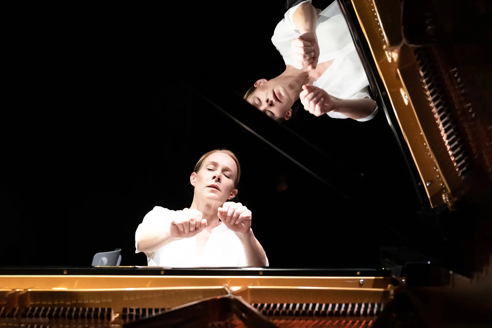 ALICE - SPIEL UM DEIN LEBEN Ein musikalisches Theaterstück von Kim Langner Gastspiel mit Natalie O’Hara Foto: Bo Lahola