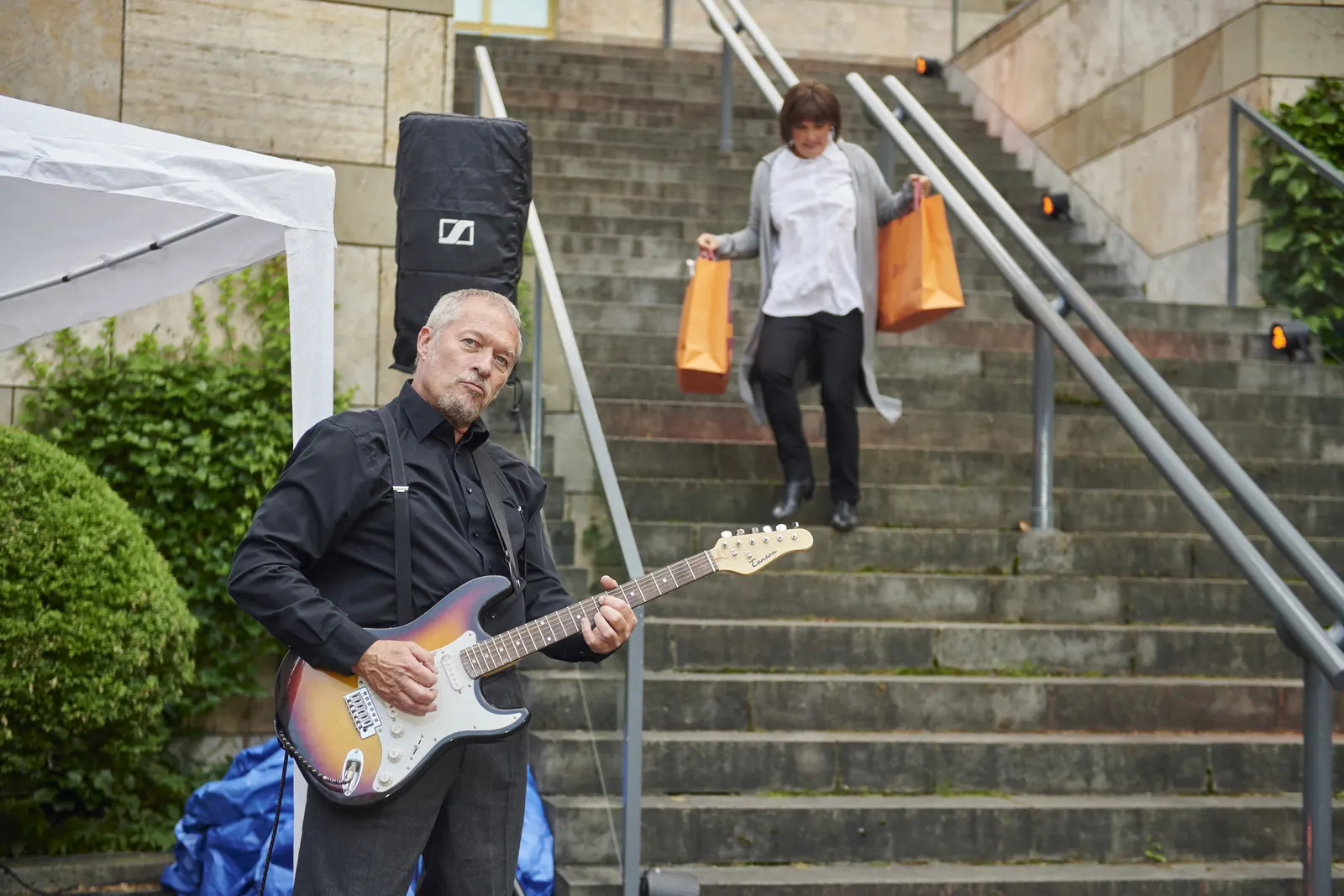 STUTTGART. EIN TRAUM Eine szenische Stadterkundung in der Rotunde der Staatsgalerie Stuttgart von Klaus Hemmerle und Christian Schönfelder Spielzeit 2020/2021 / Premiere: 13.07.202…