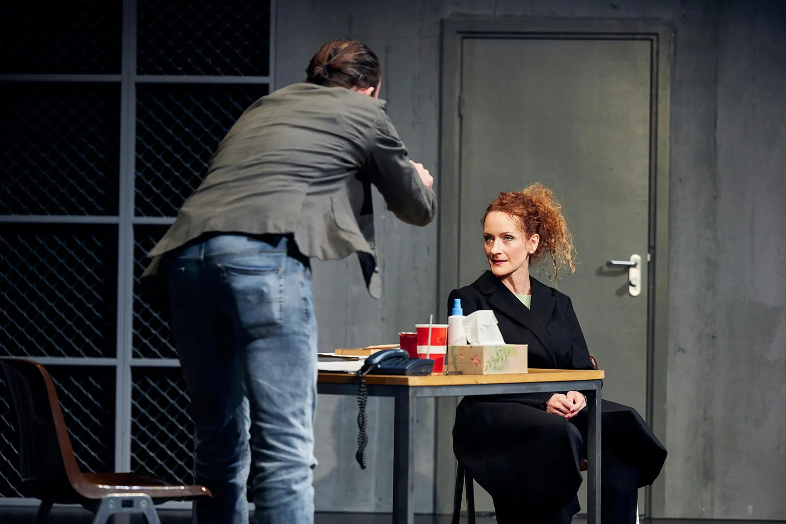 HEILIG ABEND Das neue Stück von Bestsellerautor Daniel Kehlmann Spielzeit 2020/2021 / Premiere: 16.10.2020 Robert Besta, Lisa Wildmann Foto: Martin Sigmund