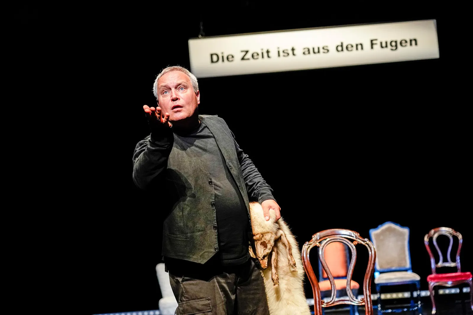 HEUTE WEDER HAMLET Ein tragikomisches Ein-Mann-Stück Spielzeit 2020/2021 / Premiere: 18.09.2020 Andreas Klaue Foto: Tobias Metz