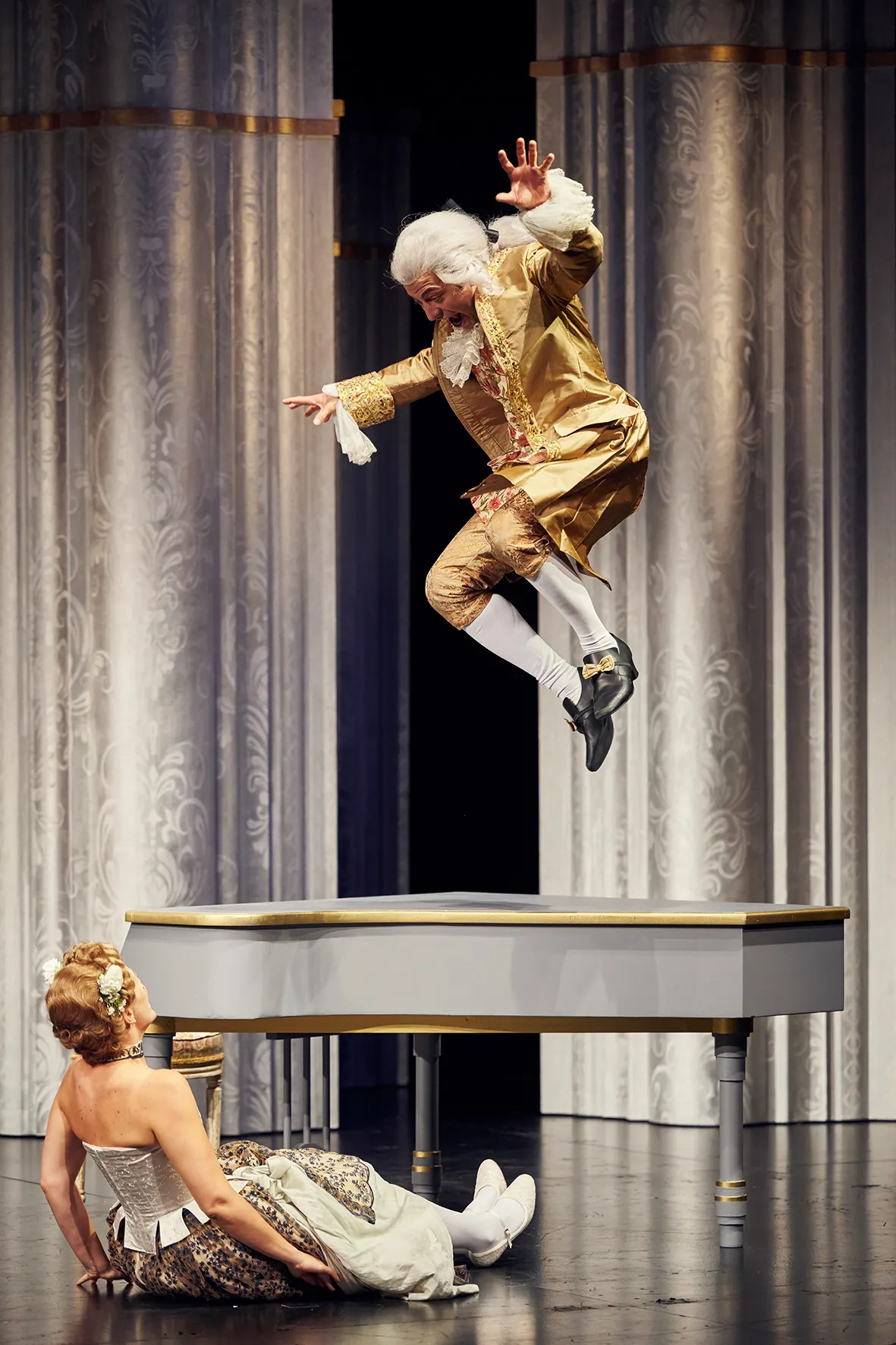 AMADEUS Schauspiel von Peter Shaffer Kristin Hansen und Delio Malär Foto: Martin Sigmund